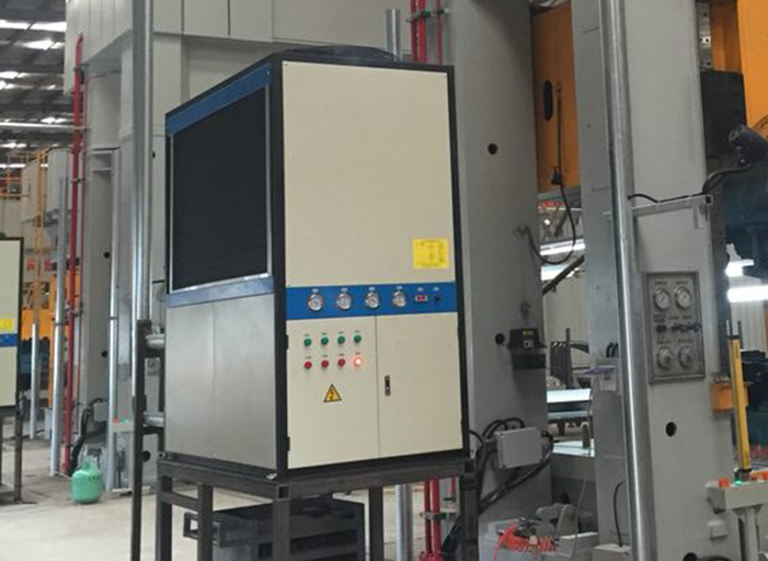 油冷機(jī) 油冷機(jī)