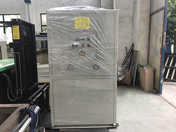油冷機廠家機械行業發展的趨勢
